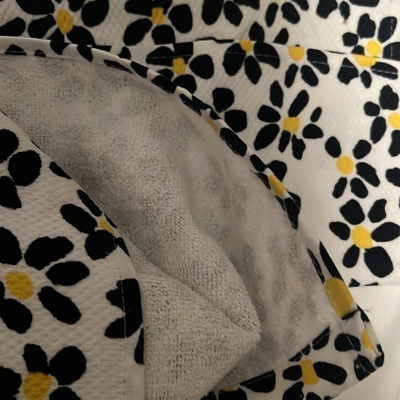 🆕Kate spade three piece kitchen set - Picture 5 of 5